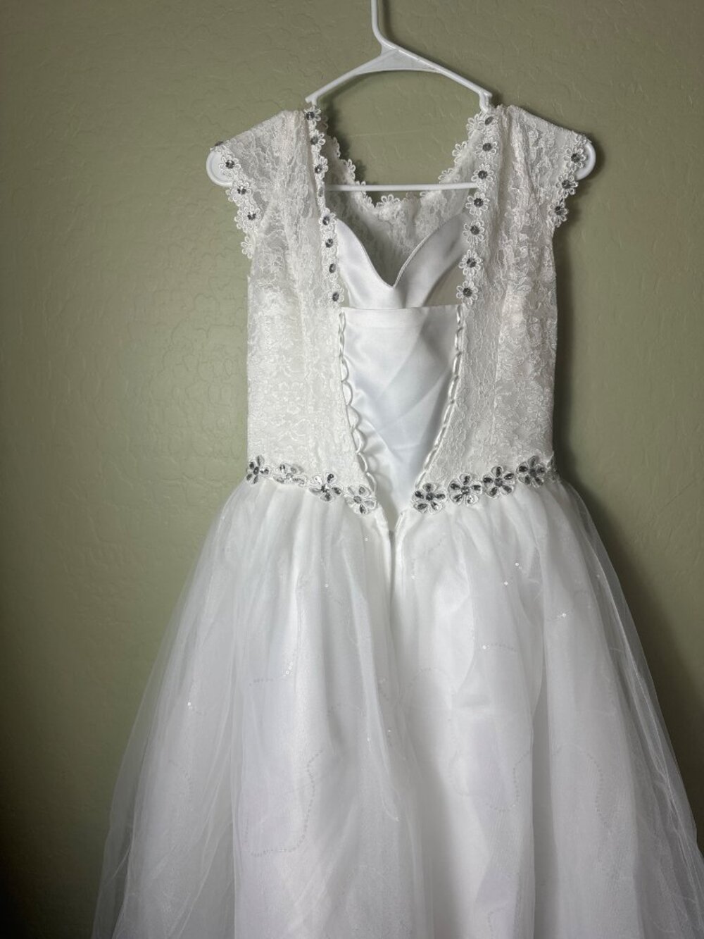 Size 4 Eyekepper Double Shoulder Floor Length Bridal Gown Wedding Dress - Picture 5 of 7